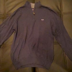 Casual vineyard vine quarter zip worn once